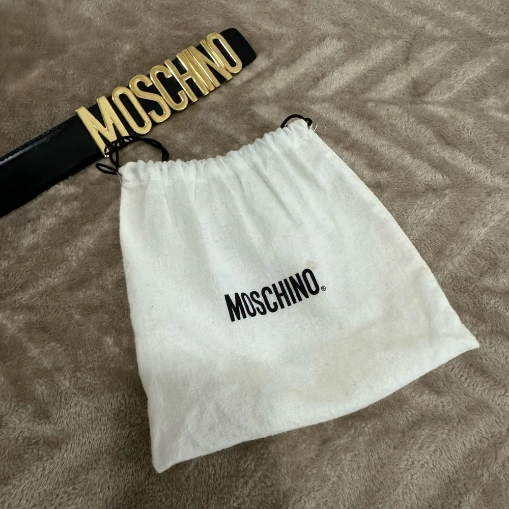 Moschino Black Leather Logo Belt Gold Hardware Size 38 Made in Italy